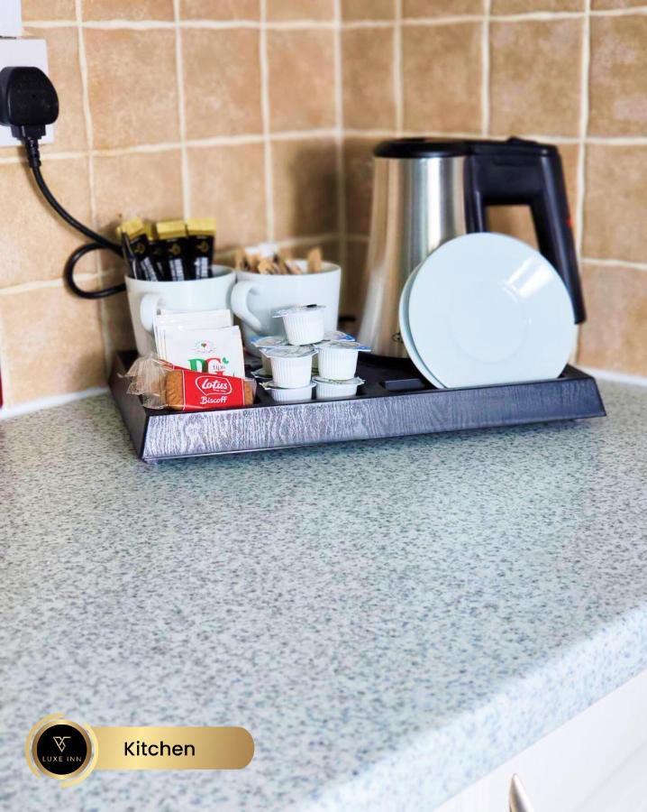 Nr Birmingham City Centre, 5 Bed, Luxe Inn Bagian luar foto